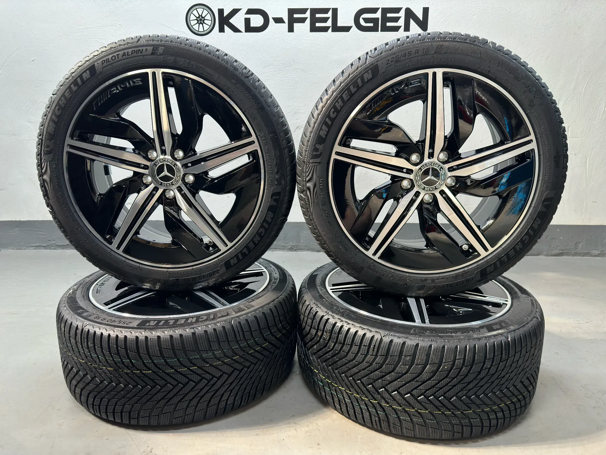 Original Mercedes CLA C174 X174 18 Zoll AMG Winterräder Winterreifen A1744011200 - Bild 1