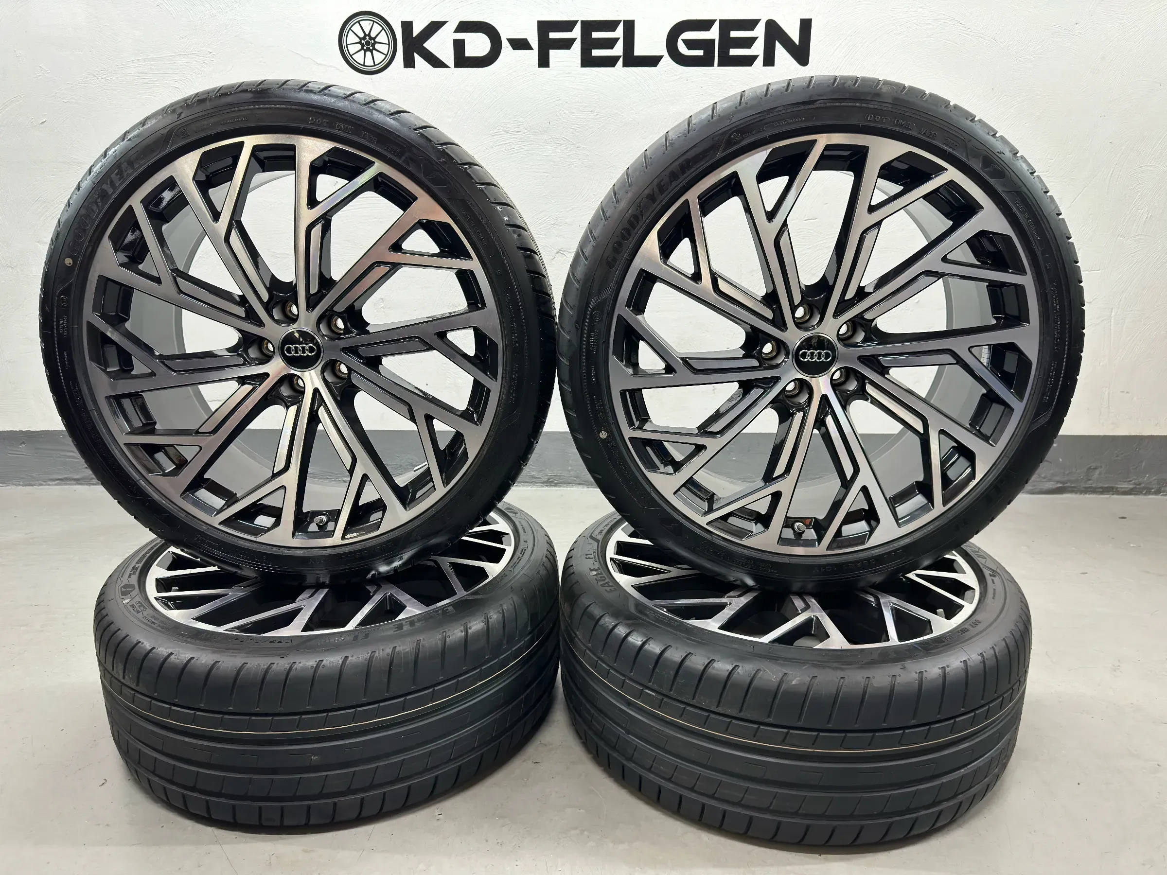 Original Audi A8 S8 4N 21 Zoll Sommerräder Sommerreifen 4N0601025AF Alufelgen - Bild 1