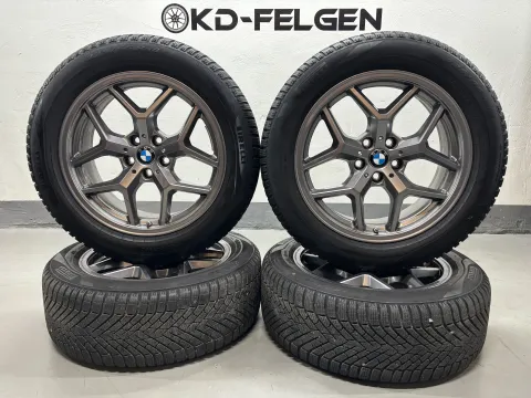 Background image for Original BMW 5er G60 G61 18 Zoll Winterräder Styling Y-Speiche 932 Alufelgen
