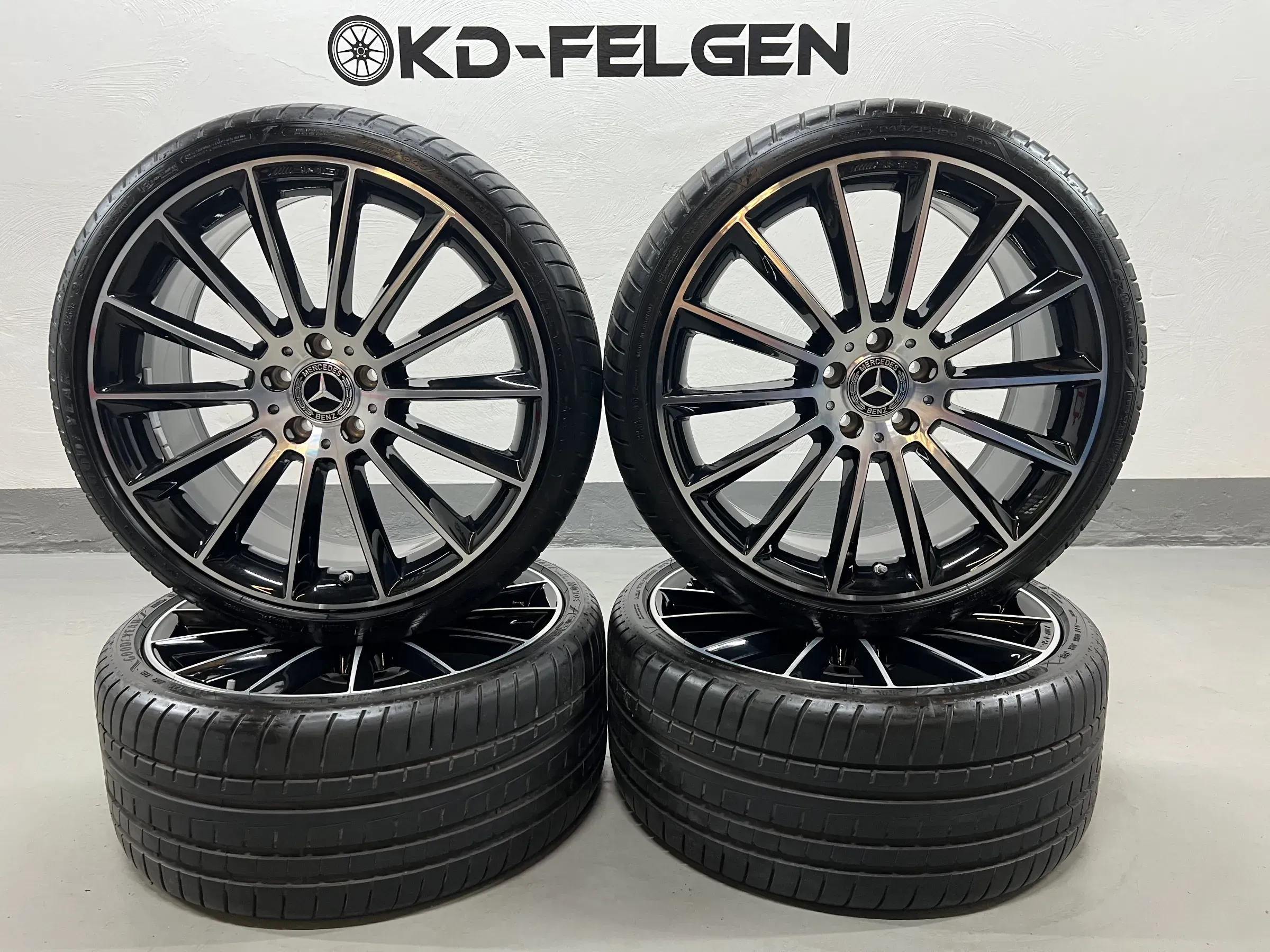 Original Mercedes 20 Zoll E-Klasse AMG W213 S213 Sommerräder A2134012200 Felgen - Bild 1