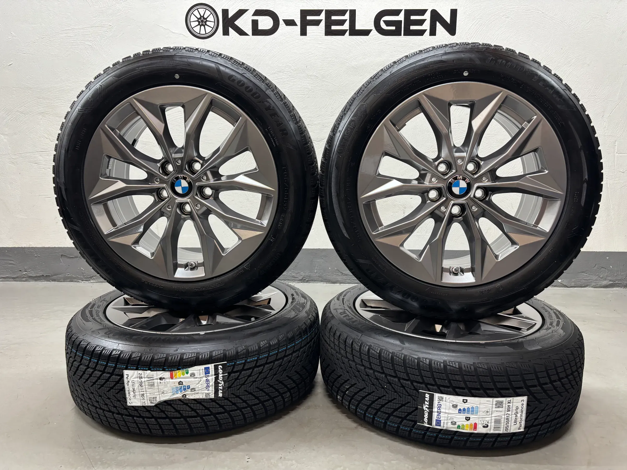 Original BMW 1er F70 2er F74 17 Zoll Y-Speiche 971 Winterräder Alufelgen NEU - Bild 1