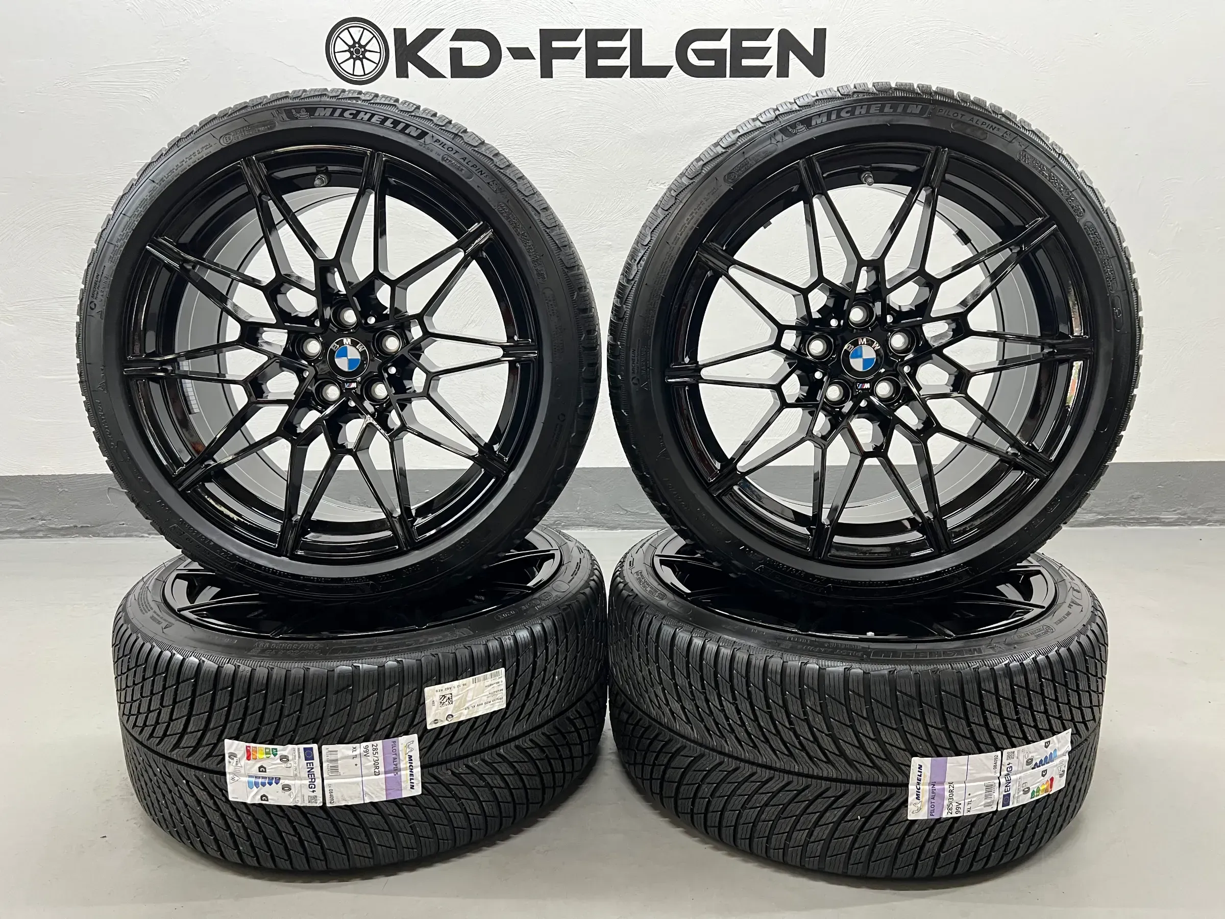 Original BMW M826 19/20 Zoll Winterräder M2 G87 M3 G80 G81 M4 G82 826M Alufelgen - Bild 1
