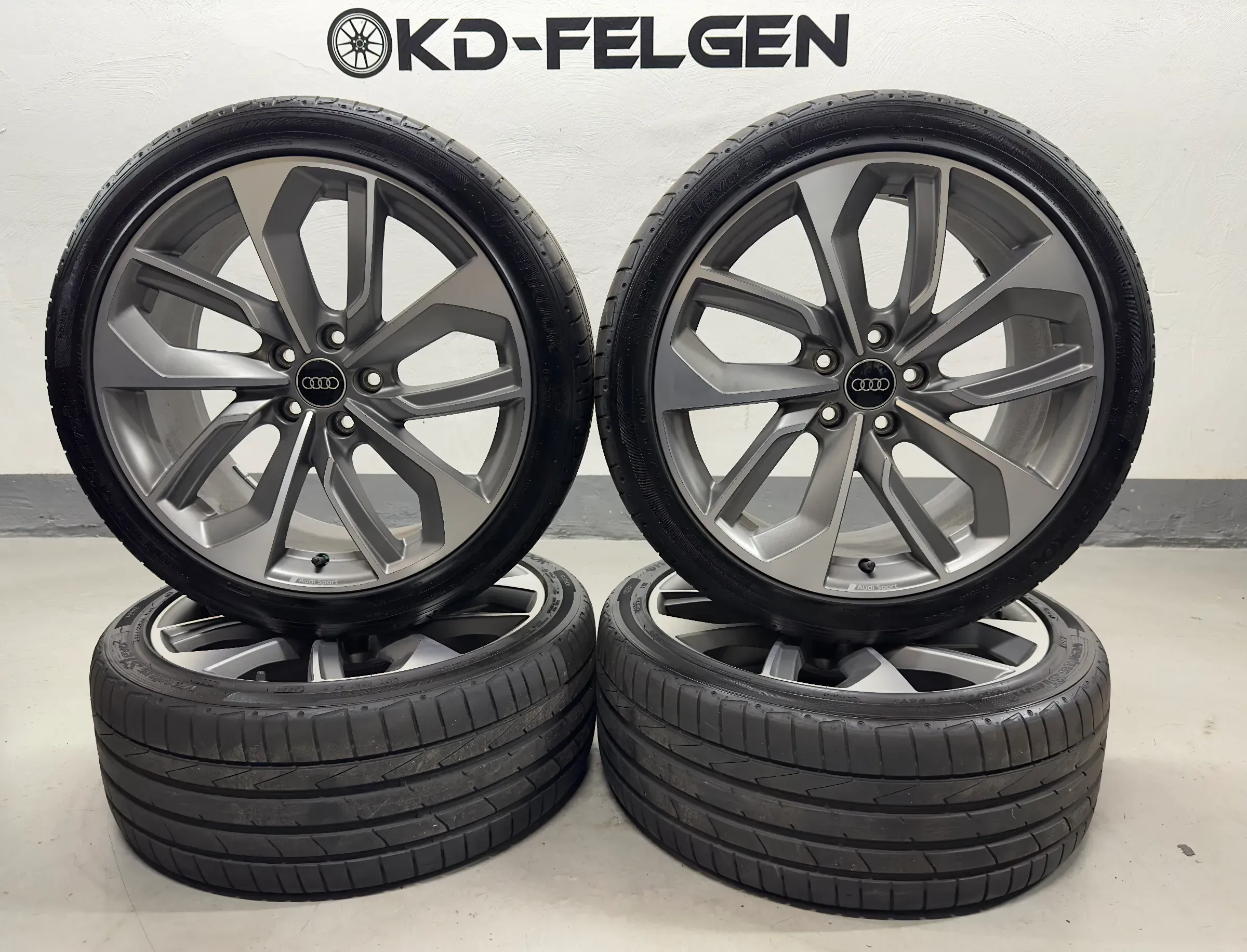 Original Audi Q2 SQ2 GA 19 Zoll Sommerräder Sommerreifen 81A601025AC Alufelgen - Bild 1