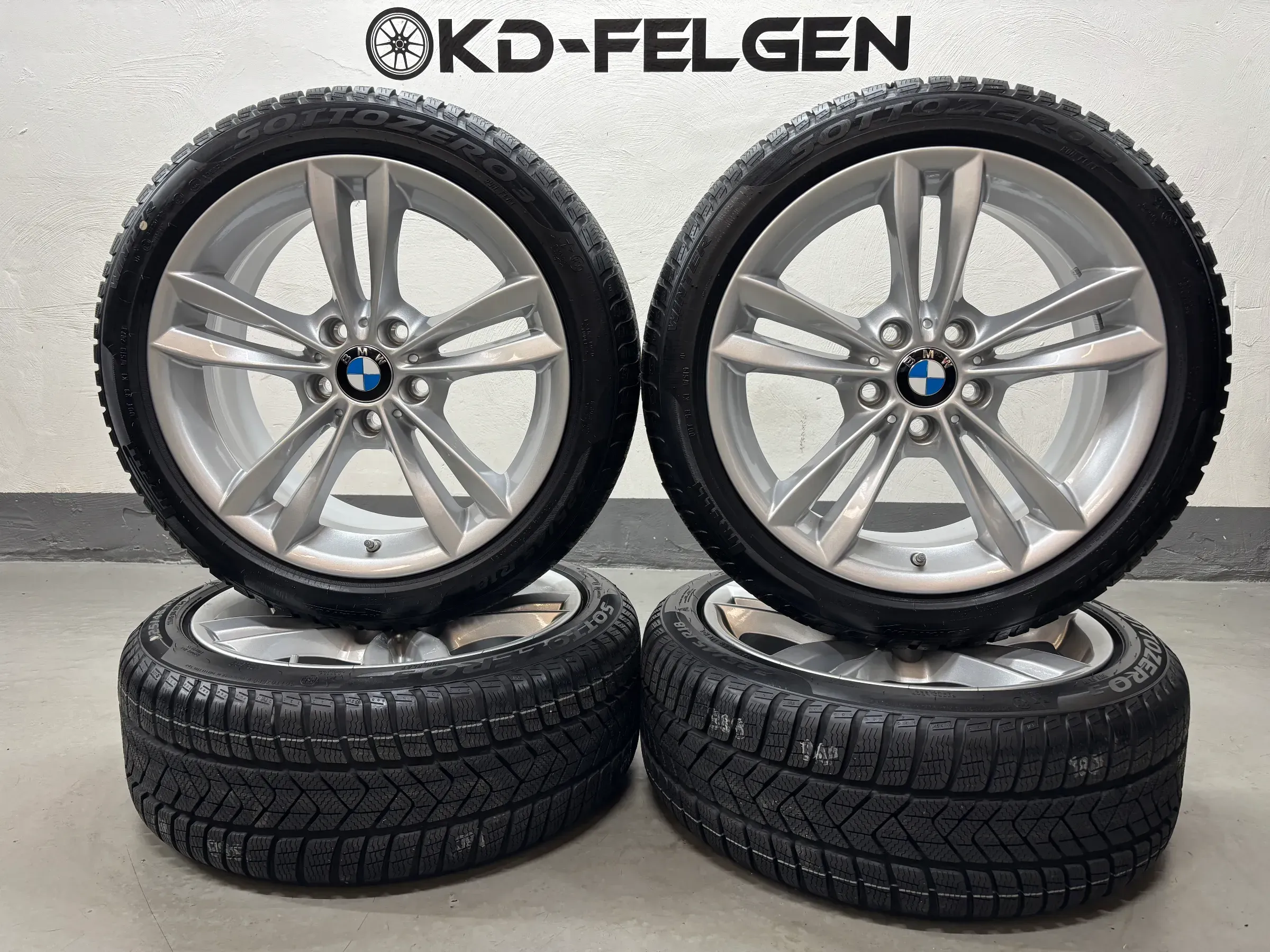 Original BMW 3er F30 F31 4er F32 F33 F36 18 Zoll V-Speiche 658 Winterräder neu - Bild 1