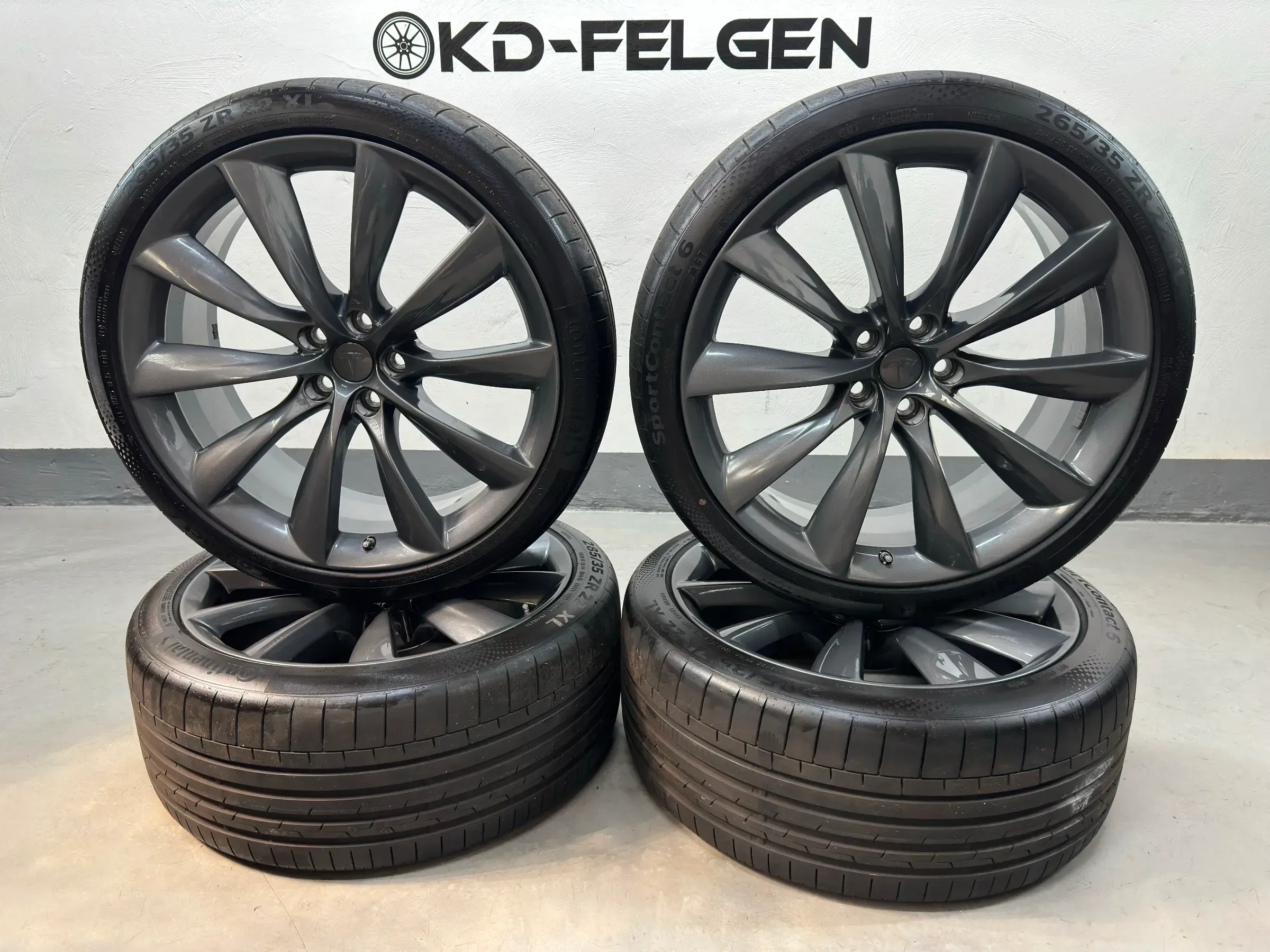 Original Tesla Model X 22 Zoll Sommerräder Onyx Turbine Felge 1072246-XX-C - Bild 1
