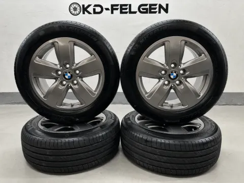 Background image for Original BMW 1er F40 2er F44 16 Zoll Sommerräder Styling Sternspeiche 517 Felgen