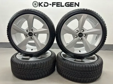 Background image for Original Audi A3 S3 8Y 18 Zoll Winterräder Winterreifen Alufelgen 8Y0601025J