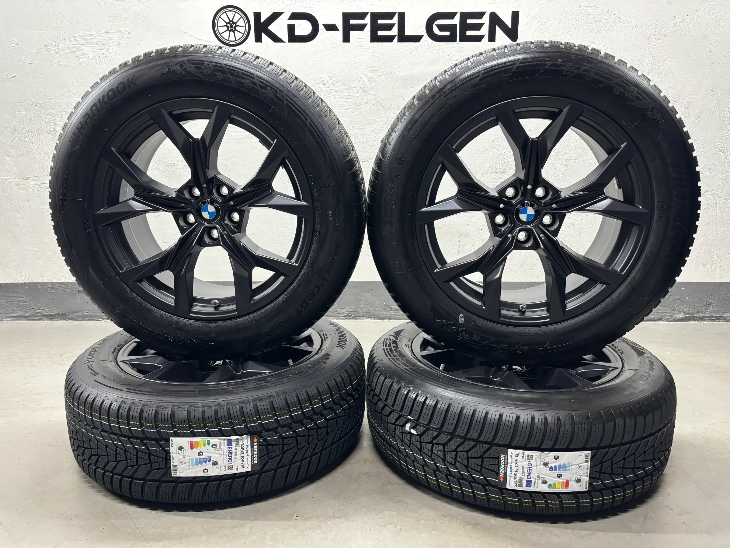 Original BMW X3 G45 18 Zoll Winterräder Styling Y-Speiche 921 Alufelgen 5A6F0F9 - Bild 1
