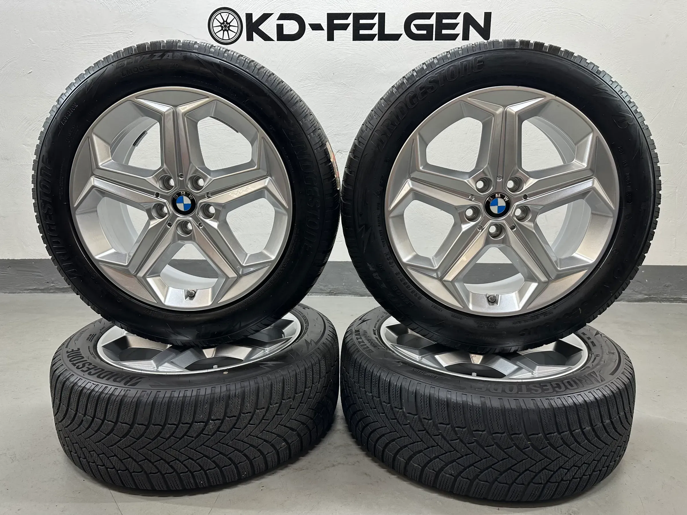 Original BMW Sternspeiche 865 X1 iX1 U11 18 Zoll Winterräder Alufelgen 6898039 - Bild 1