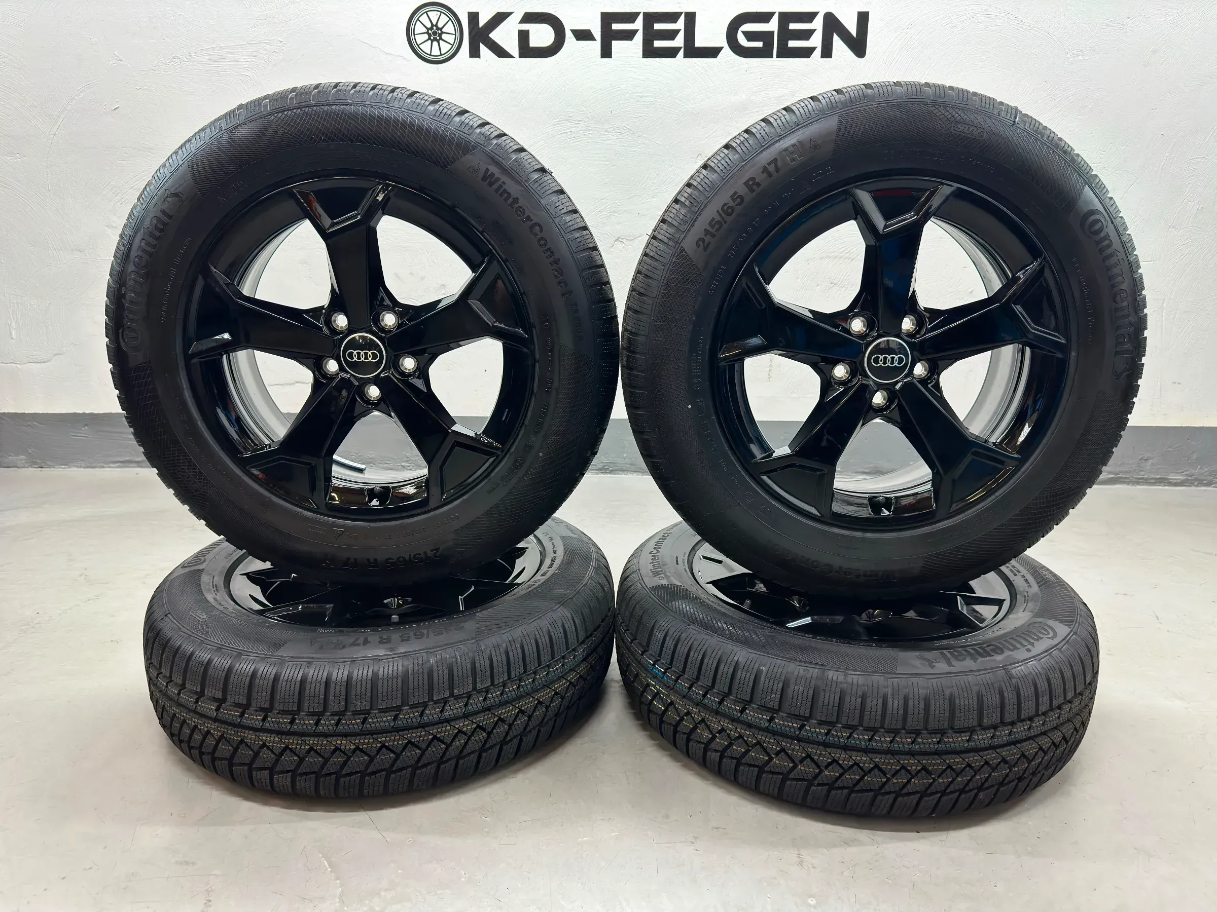 Original Audi Q3 F3 17 Zoll Winterräder Winterreifen Alufelgen 83A601025AM - Bild 1