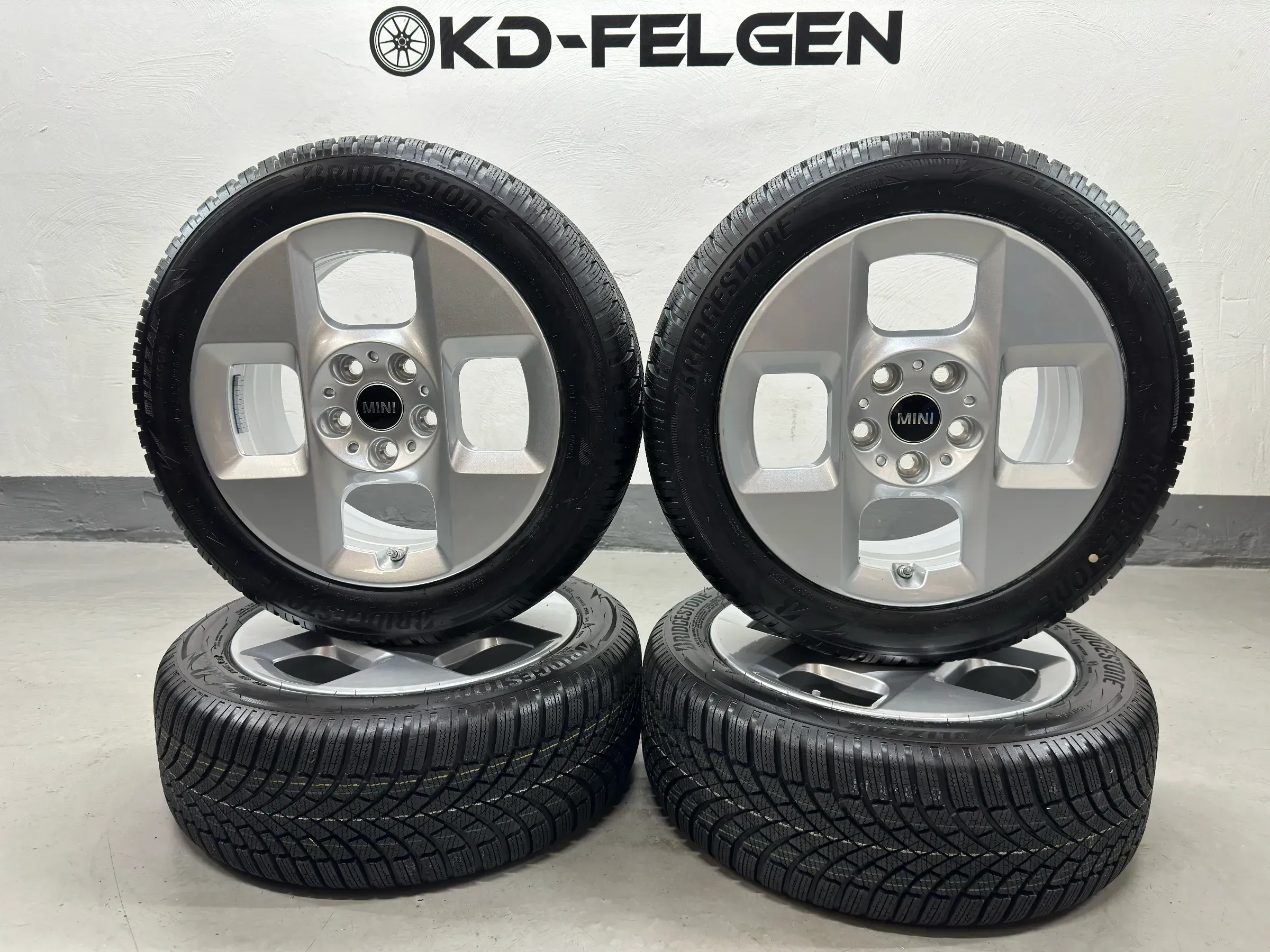 Original Mini F65 F66 F67 16 Zoll Winterräder Square Spoke 955 5A3E635 Alufelgen - Bild 1