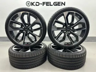 Original Audi A3 S3 8Y S Line 19 Zoll Sommerräder Alufelgen Sport 8Y0601025S - Bild 1