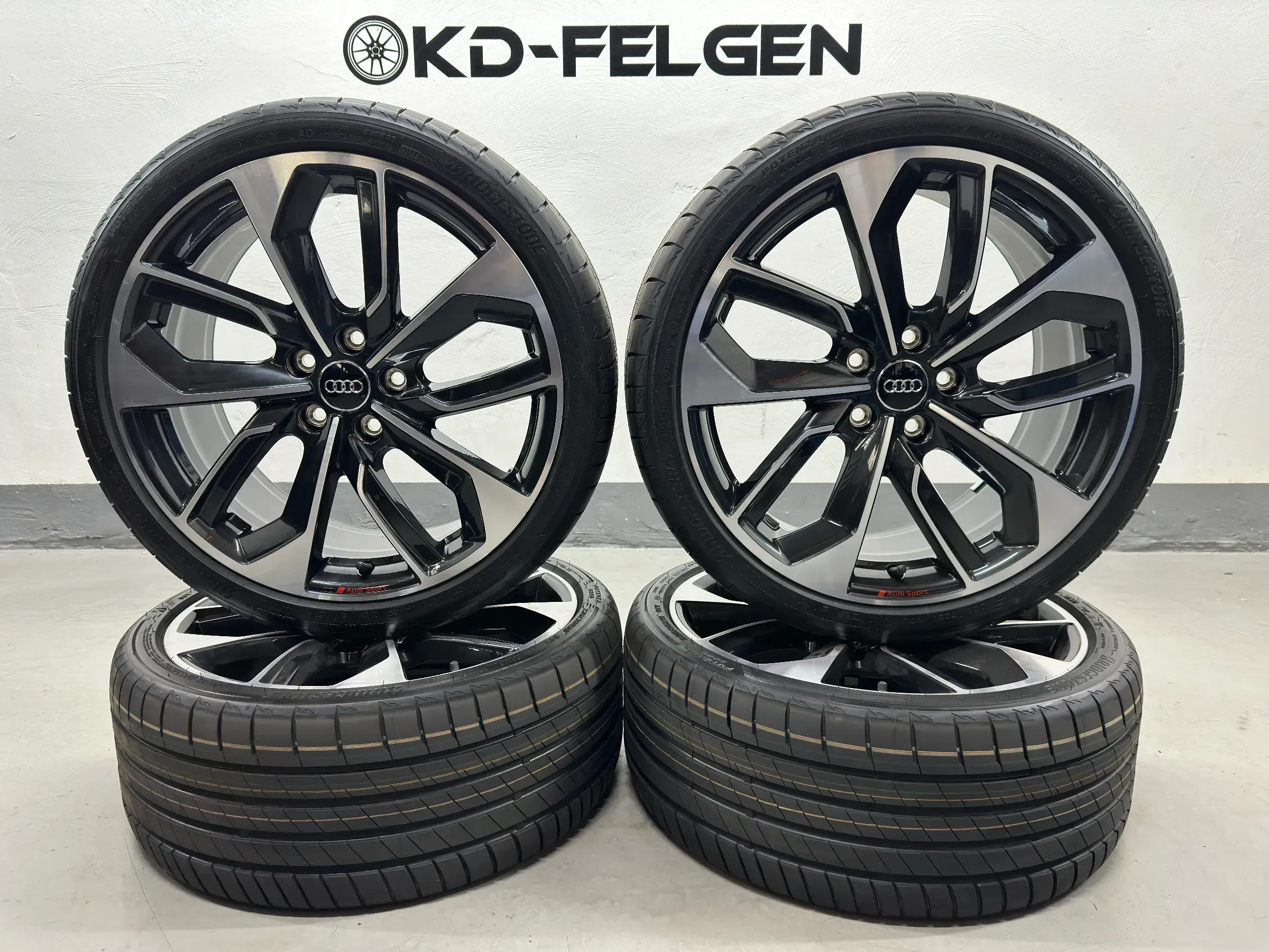 Original Audi A3 S3 8Y S Line 19 Zoll Sommerräder Alufelgen Sport 8Y0601025S - Bild 1
