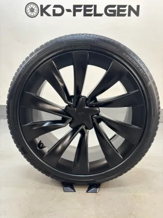 Original Tesla Model Y 20 Zoll Ganzjahresreifen Allwetter Helix 2188222-00-A Juniper - Bild 5
